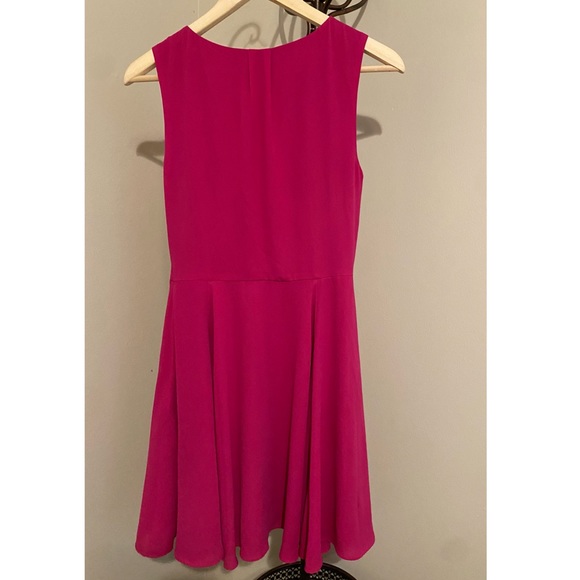 EXPRESS Women’s Dress - Picture 2 of 5